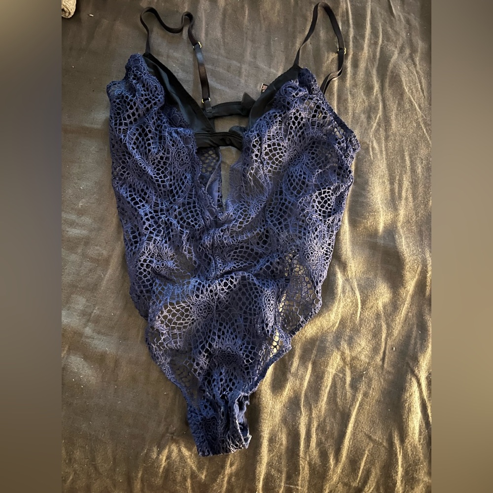 victoria’s secret navy teddy